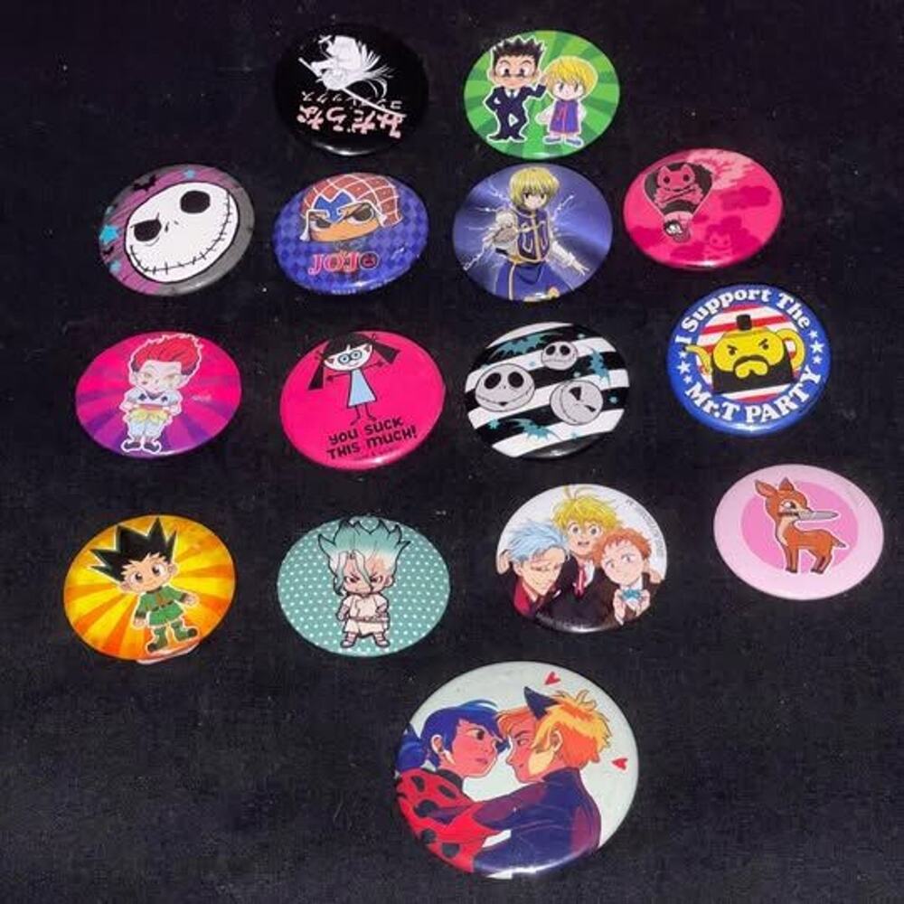 CARTOON LOT 1 Retro Buttons/ Pins Vintage Buttons Cartoons